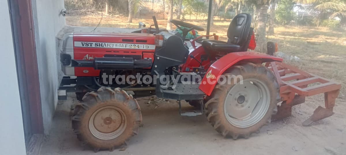 VST VT 224 1D (22HP) (1)