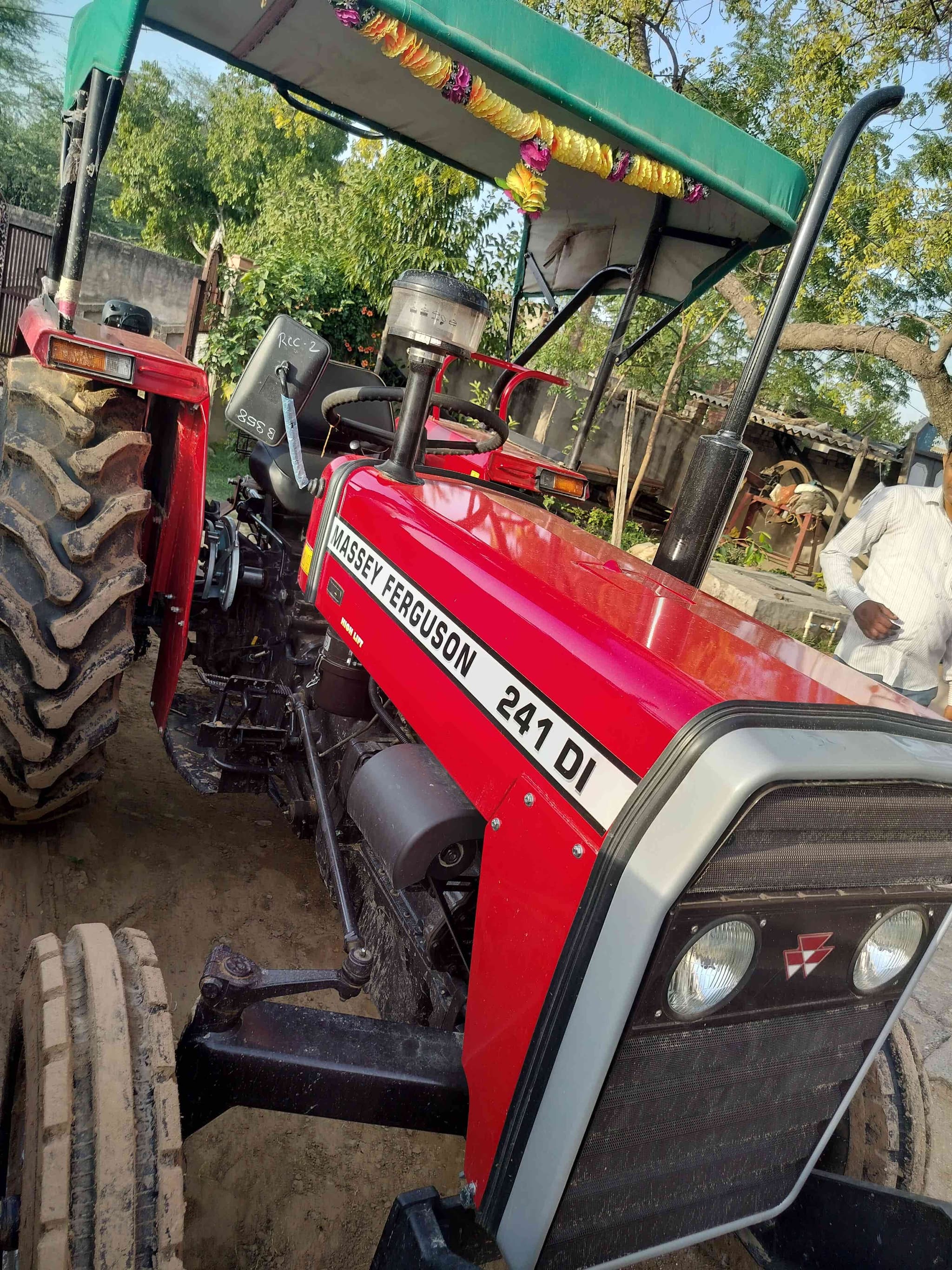 Massey ferguson 241 DI (42HP)